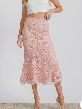 Lace Midi Skirt in Blush Pink